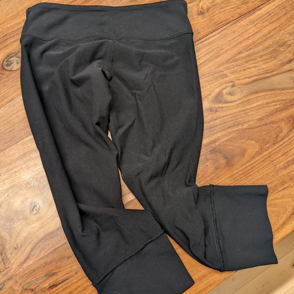 Cropped Lululemon - Picture 2 of 5